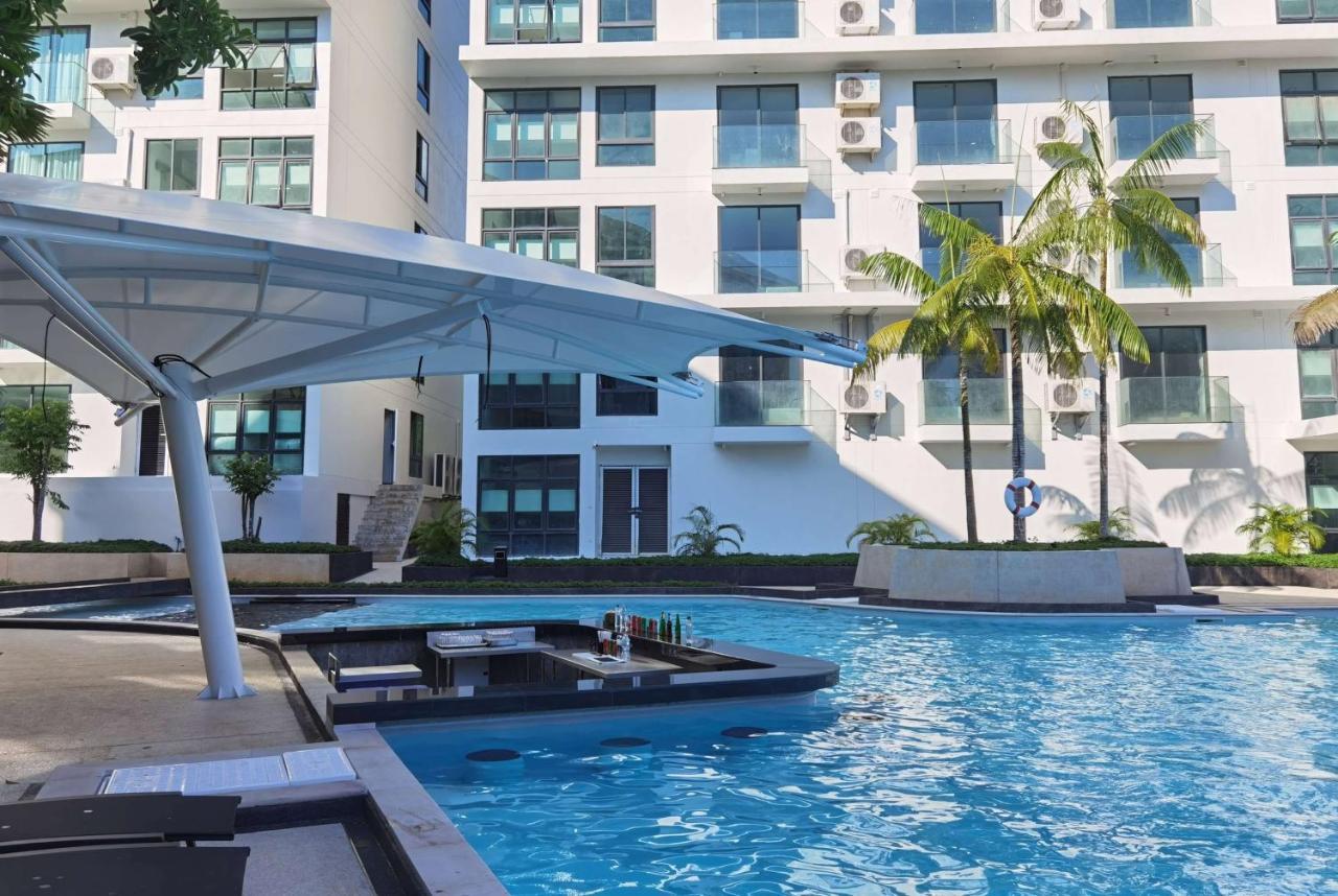 Wyndham La Vita Rawai Phuket Екстер'єр фото