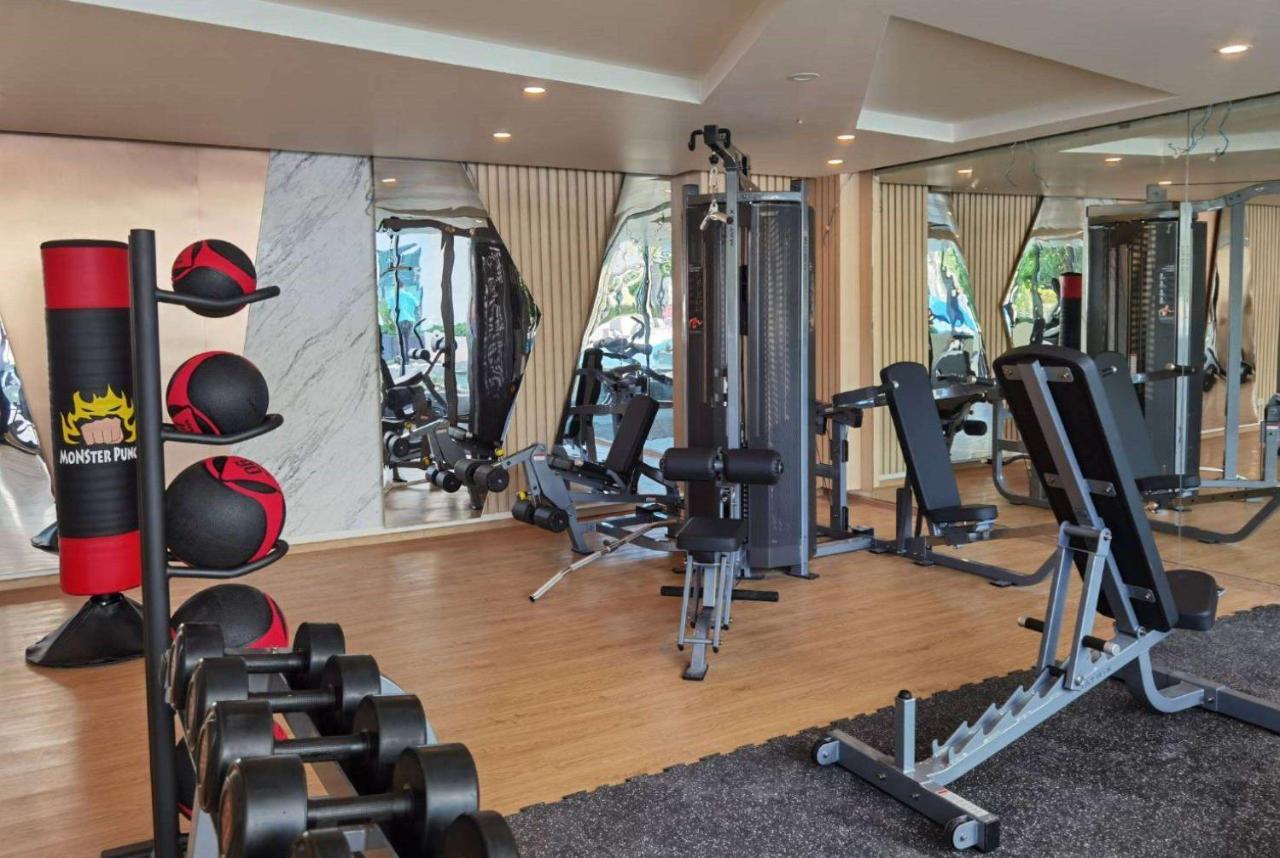 Wyndham La Vita Rawai Phuket Екстер'єр фото