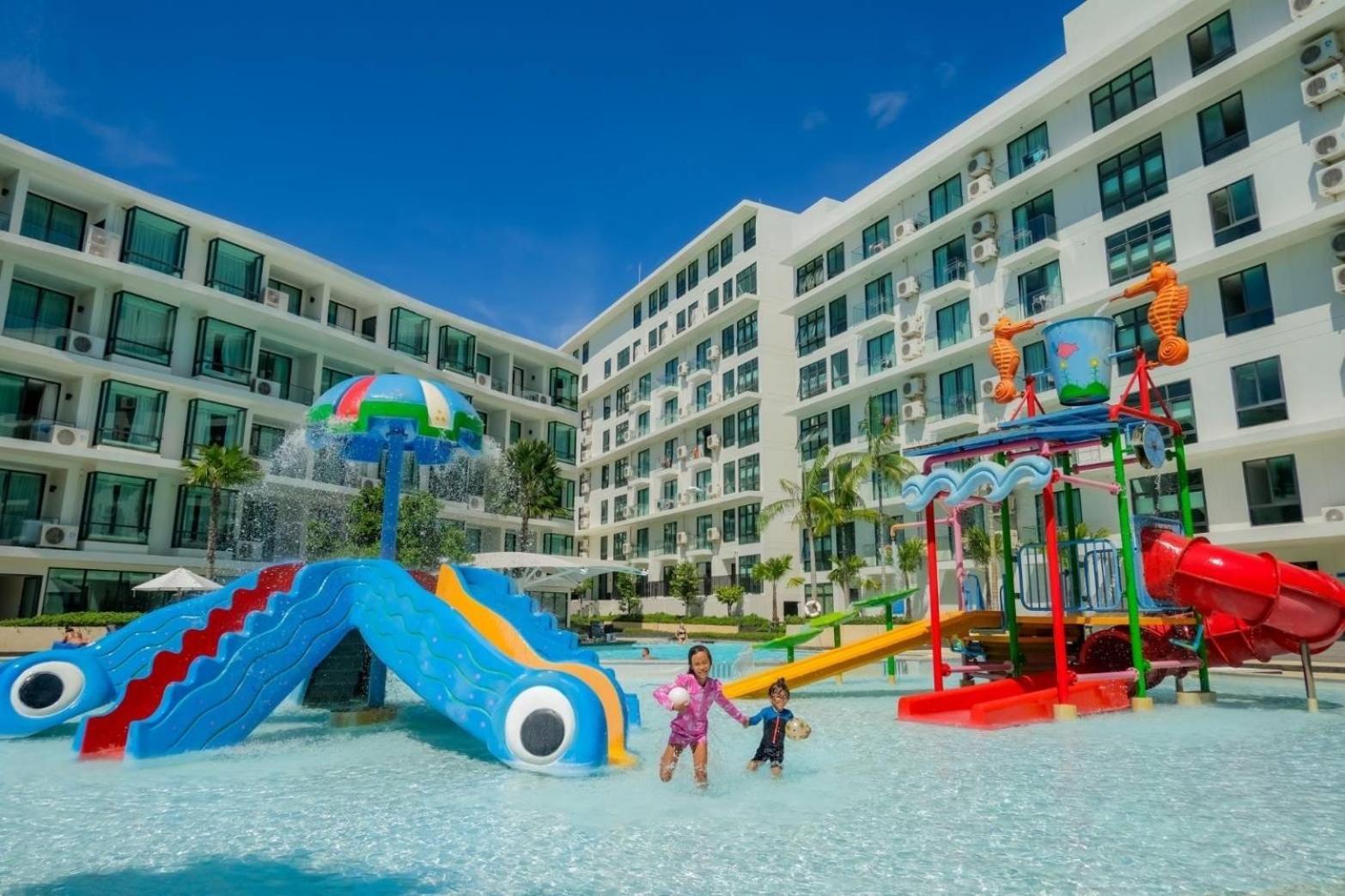 Wyndham La Vita Rawai Phuket Екстер'єр фото