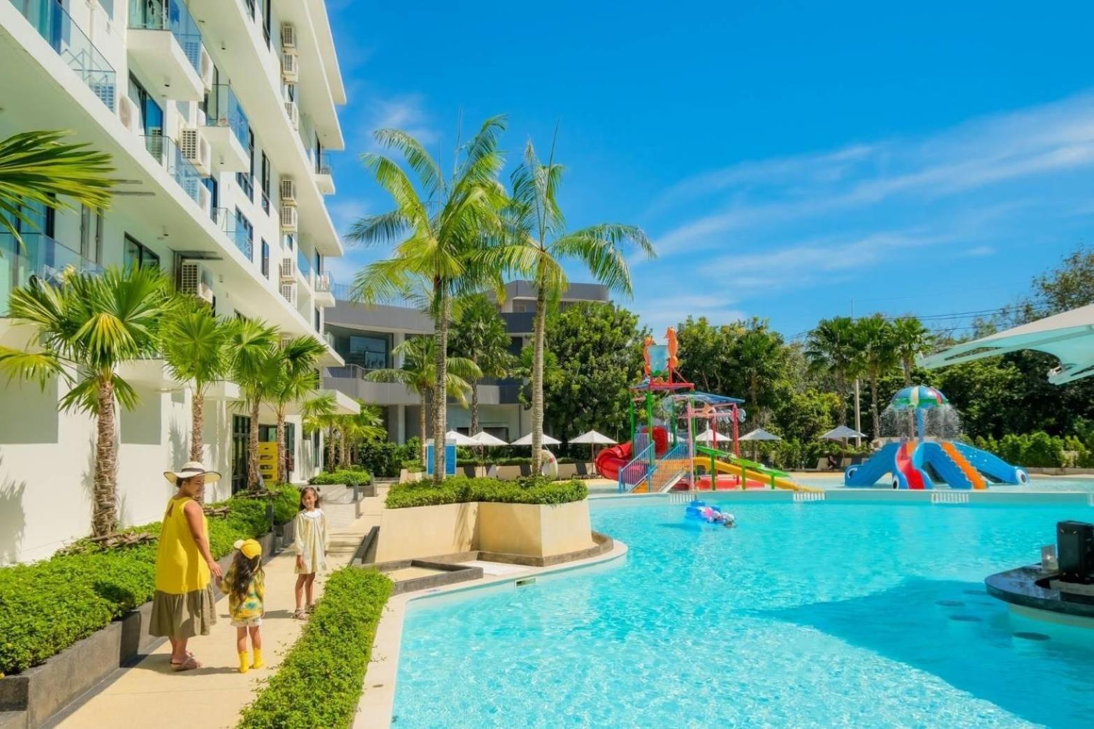Wyndham La Vita Rawai Phuket Екстер'єр фото