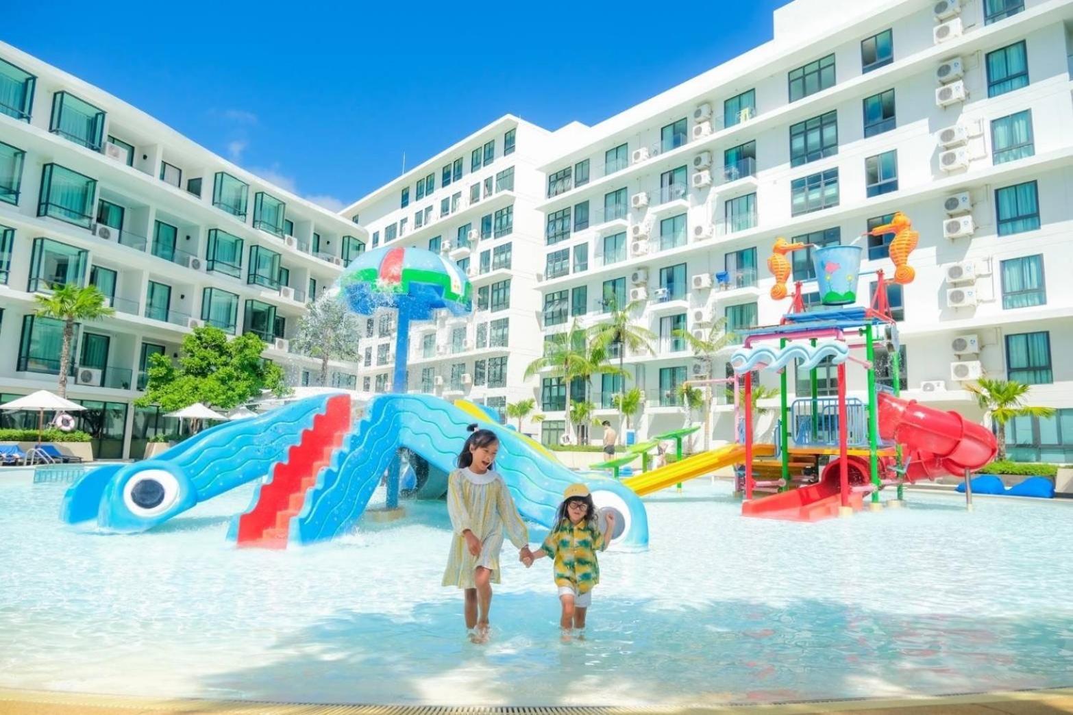 Wyndham La Vita Rawai Phuket Екстер'єр фото