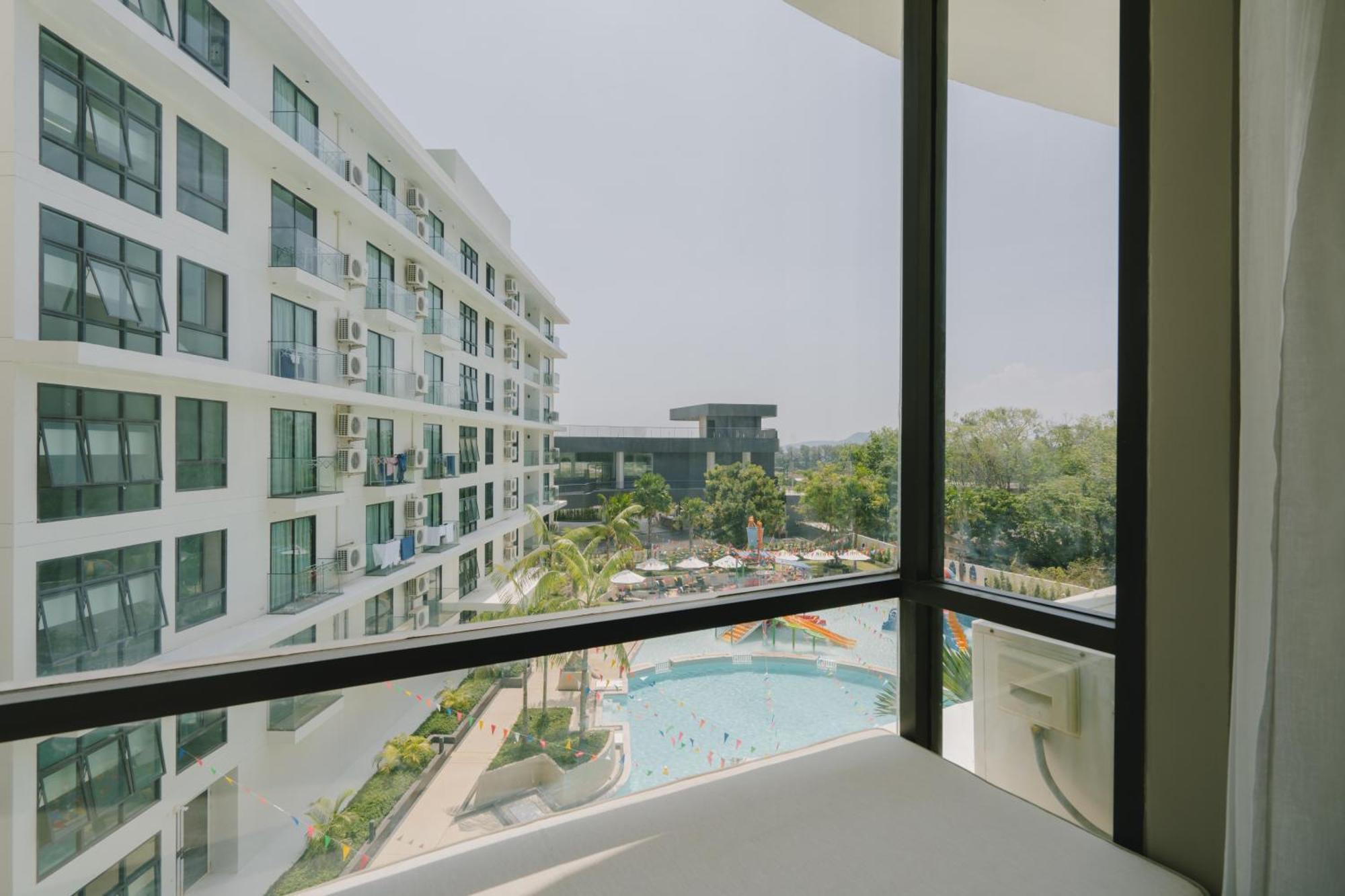 Wyndham La Vita Rawai Phuket Екстер'єр фото