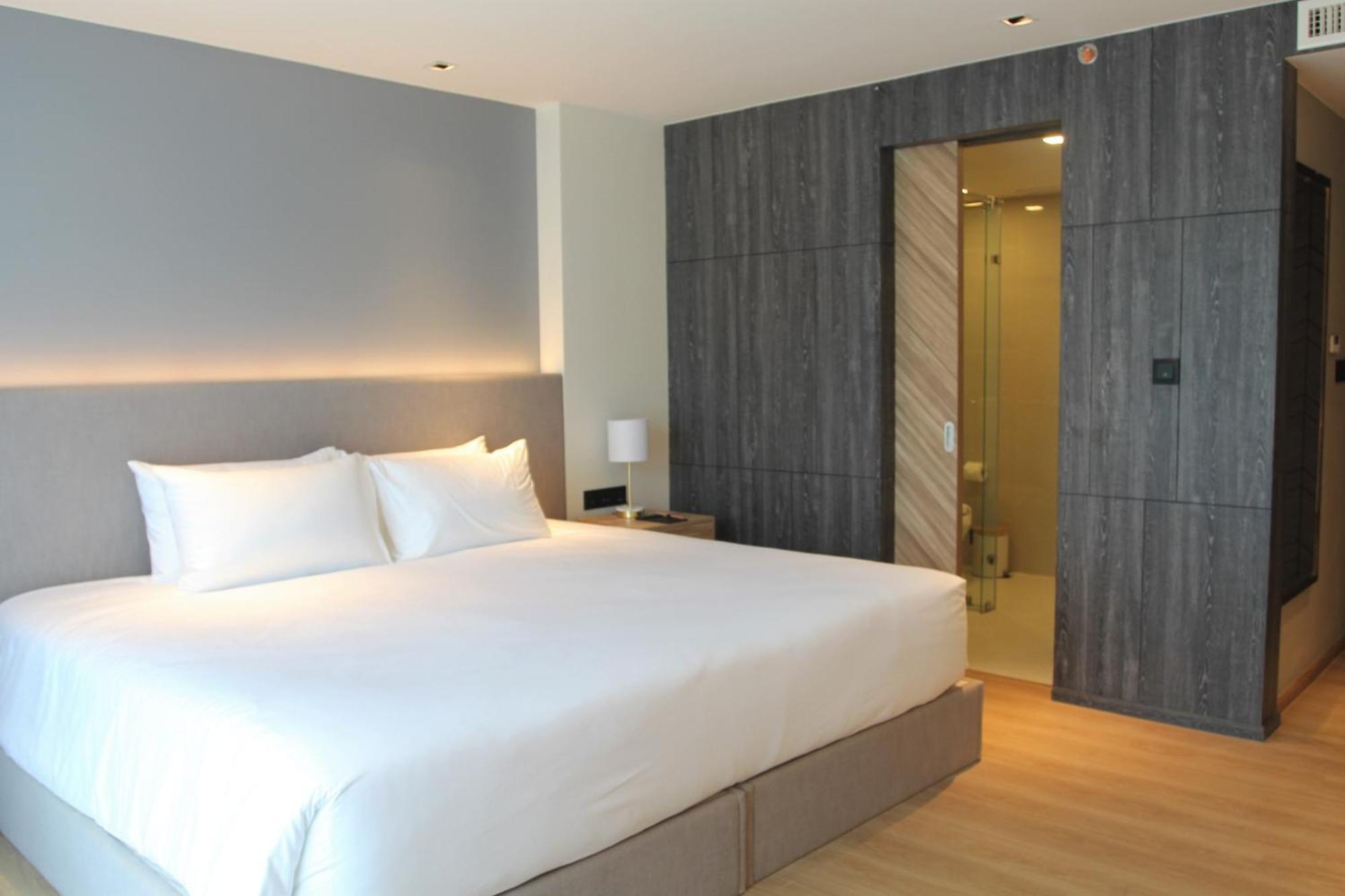 Wyndham La Vita Rawai Phuket Екстер'єр фото