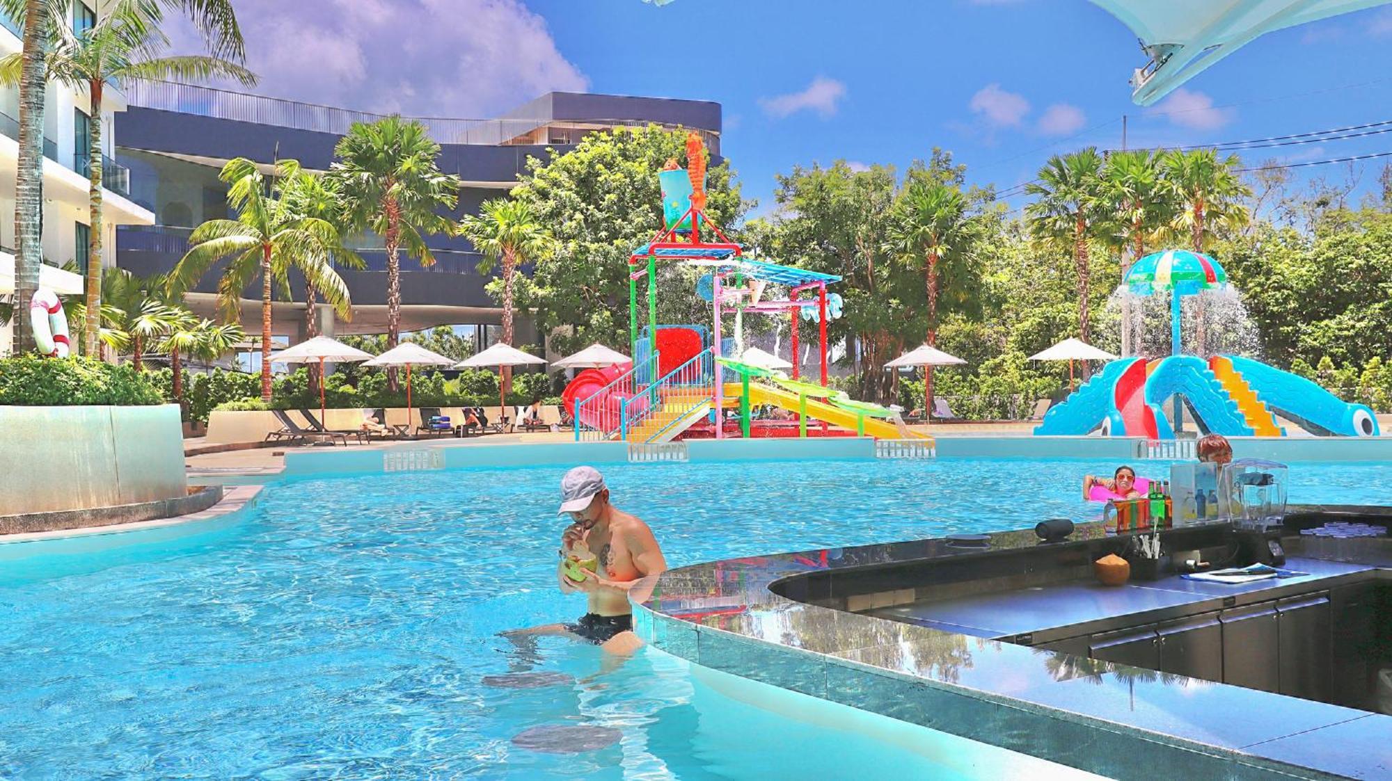 Wyndham La Vita Rawai Phuket Екстер'єр фото