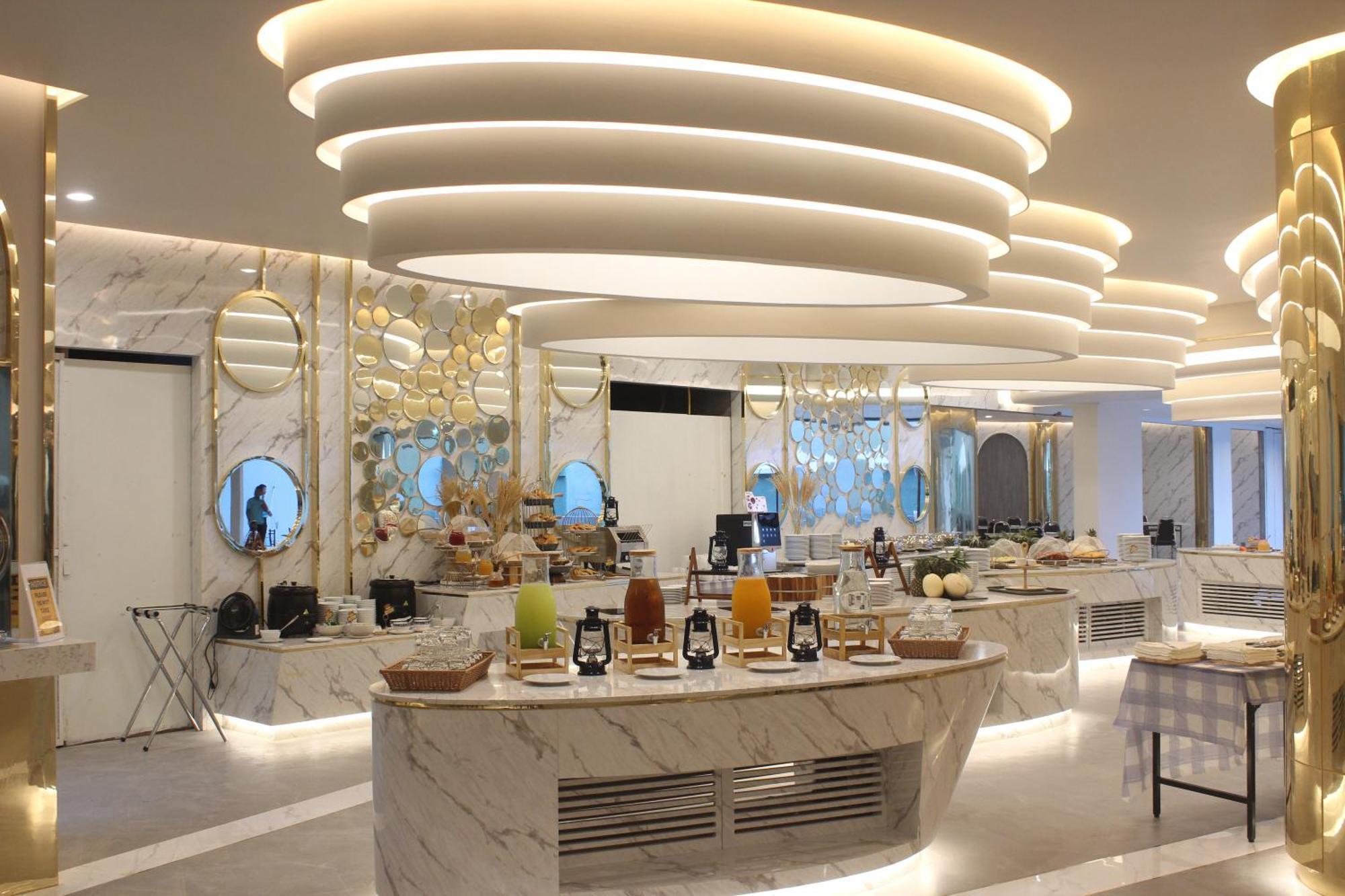 Wyndham La Vita Rawai Phuket Екстер'єр фото